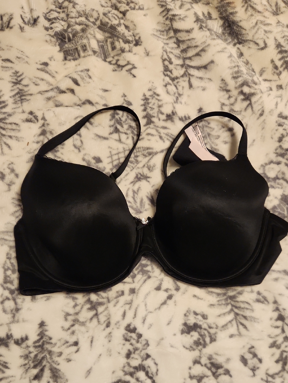 Victoria's Secret Body By Victoria Lined Demi Bra